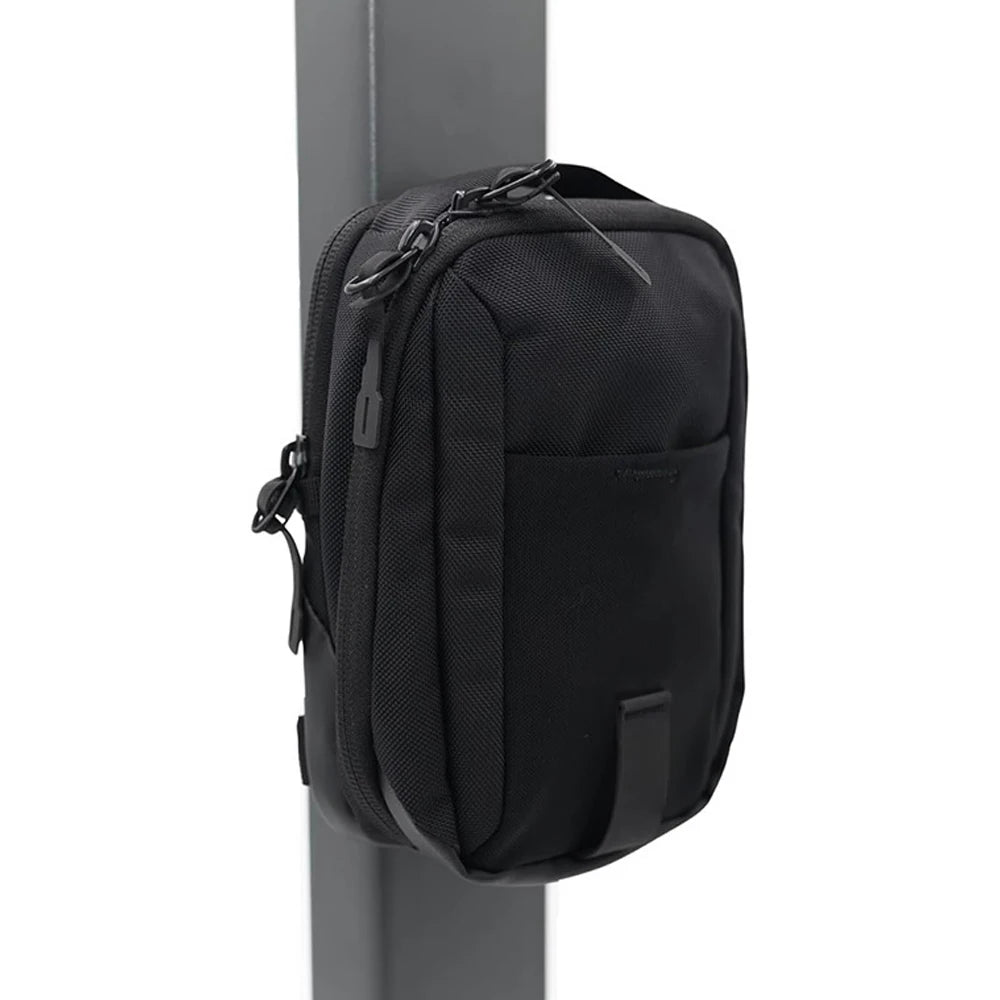 Magnetic Gym Crossbody Bag